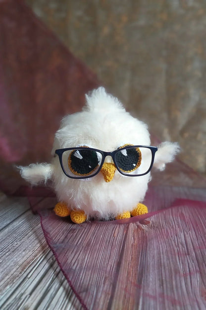 Fluffy Owly Pie Eyeglesses Holder Crochet Pattern
